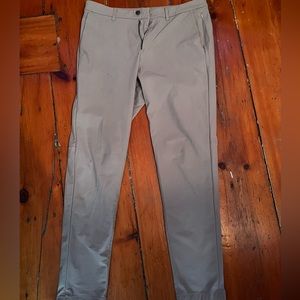 LULULEMON Men’s Khaki Pants size 32x34.